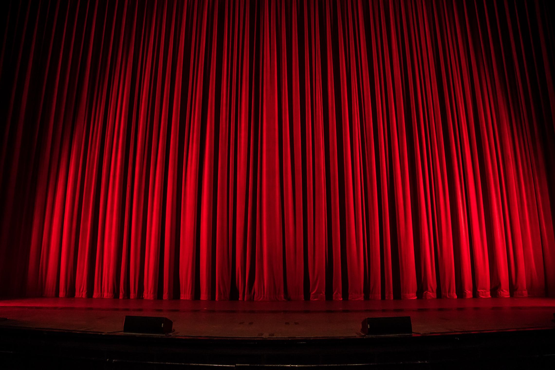 Bühnenvorhang Theater (c) Foto von Rob Laughter auf Unsplash