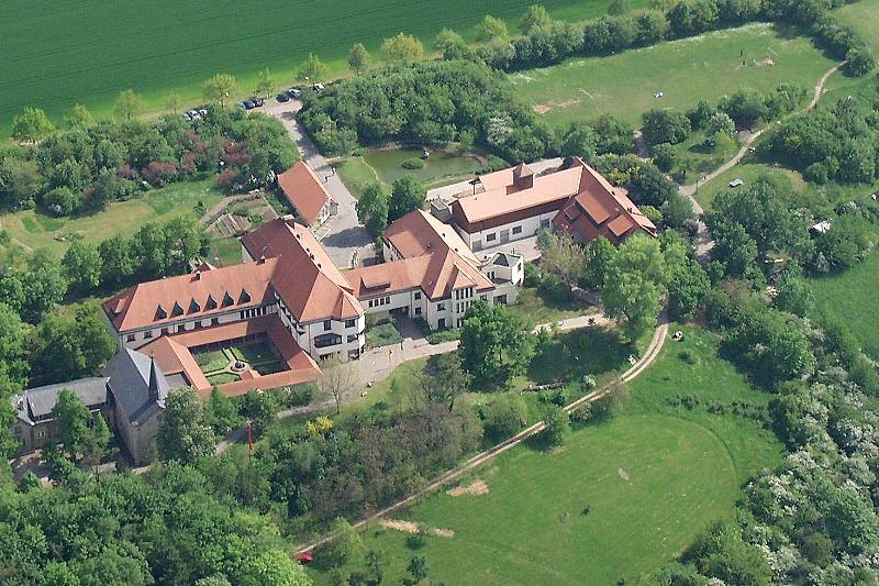Luftbild Jakobsberg (c) Kloster Jakobsberg Luftbild Jakobsberg