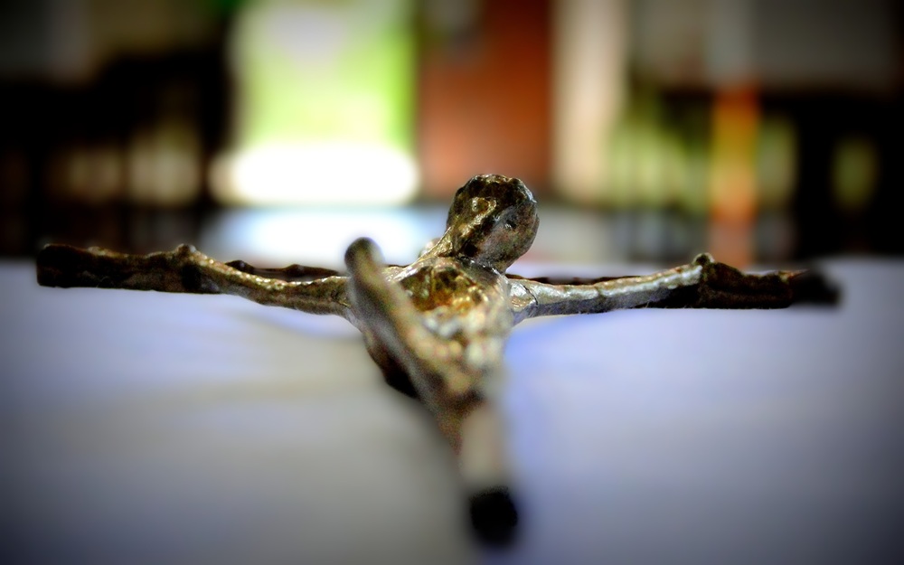 Kreuz mit Hintergrund