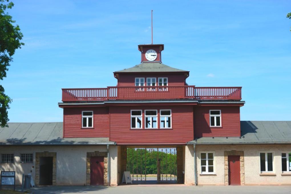 Gedenkstätte_Buchenwald_Eingang_buchenwald-de