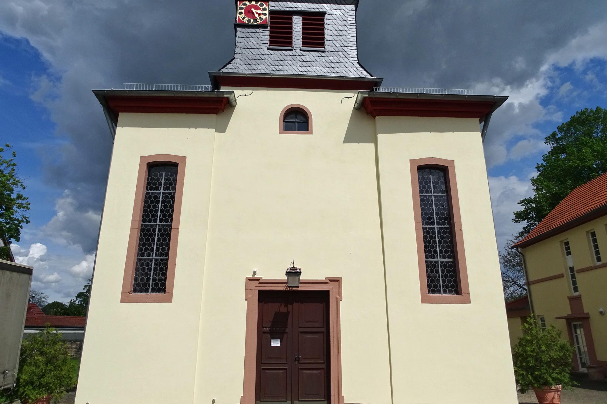 Kirche St. Petrus in Ketten Astheim