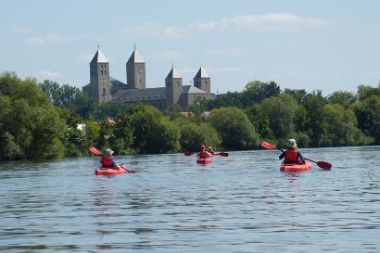 Im-Boot-nach-Muensterschwarzach