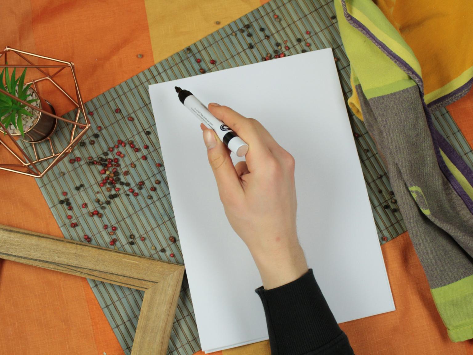 ISK (c) Foto von <a href=https://unsplash.com/de/@aufgerouget?utm_content=creditCopyText&utm_medium=referral&utm_source=unsplash>Bettina Barth</a> auf <a href=https://unsplash.com/de/fotos/person-mit-schwarzem-marker-HC1BgnVoKD0?utm_content=creditCopyText&utm_medium=referral&utm_source=unsplash>Unsplash</a> ISK (c) Foto von <a href=https://unsplash.com/de/@aufgerouget?utm_content=creditCopyText&utm_medium=referral&utm_source=unsplash>Bettina Barth</a> auf <a href=https://unsplash.com/de/fotos/person-mit-schwarzem-marker-HC1BgnVoKD0?utm_content=creditCopyText&utm_medium=referral&utm_source=unsplash>Unsplash</a>