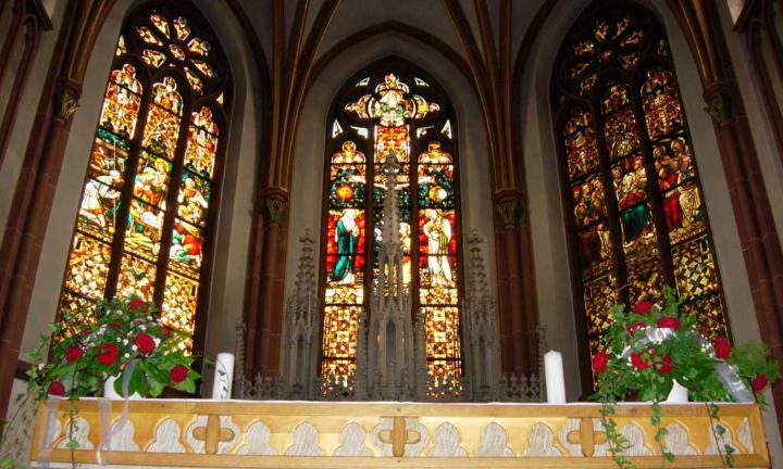 Apsisfenster Pfarrkirche Sankt Pankratius Bürgel Apsisfenster Pfarrkirche Sankt Pankratius Bürgel