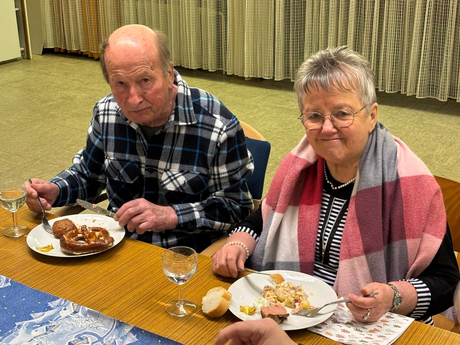 Ehrung Katharina Bens 1 (c) red Ehrung Katharina Bens 1 (c) red