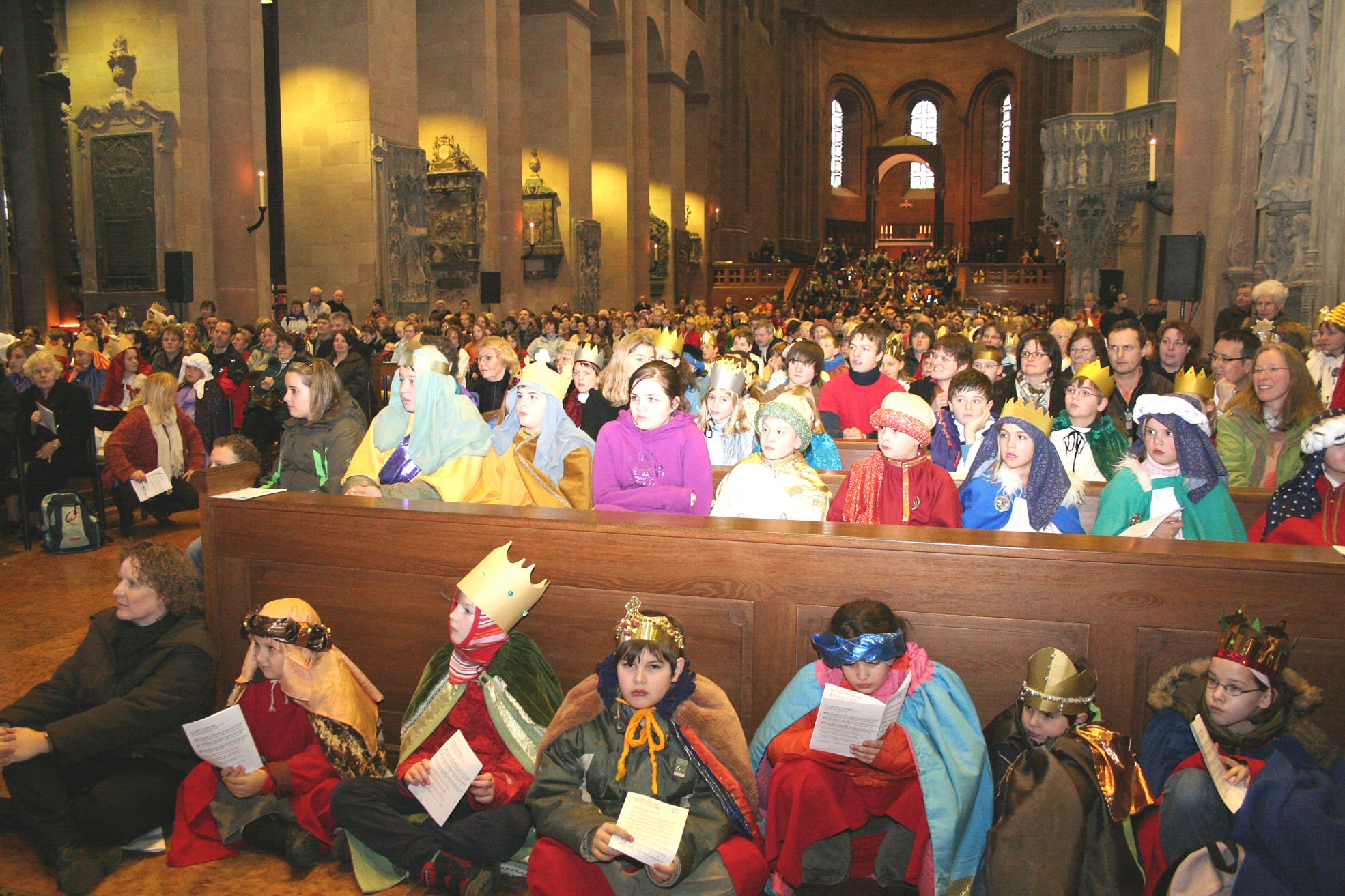 Mainz, 12. Januar 2008: Beim Dankgottesdienst zum 50. Jubiläum der Sternsingeraktion war der Mainzer Dom vollbesetzt.