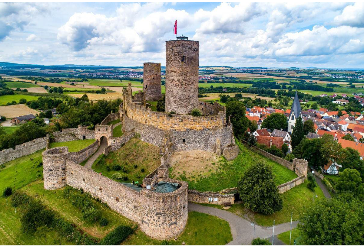 Burg Münzenberg (c) BurgMünzenberg-C=kilhan Burg Münzenberg