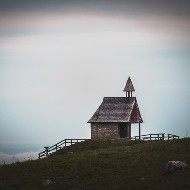 chapel-4523334_by_analogicus_pixabay_pbs.jpg_1672425624 (c) analogicus_pixabay chapel-4523334_by_analogicus_pixabay_pbs.jpg_1672425624