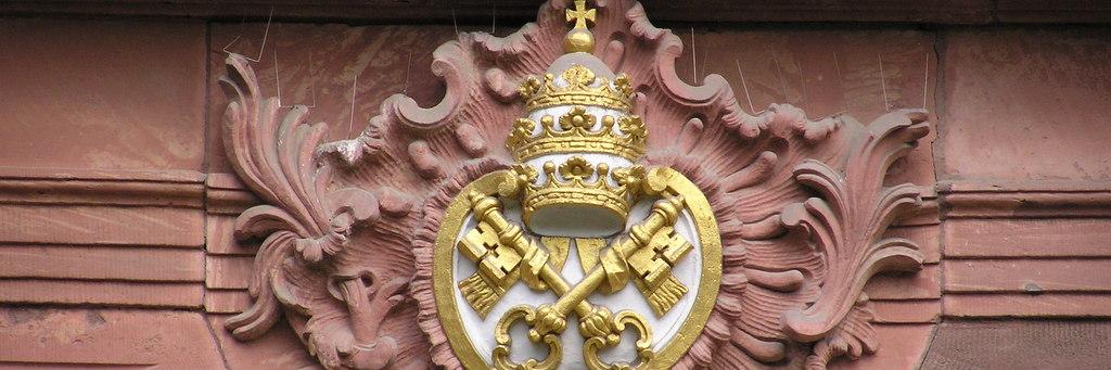 Seitenportal (c) St. Peter Mainz